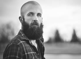William Fitzsimmons releases new album - Gold In The Shadow